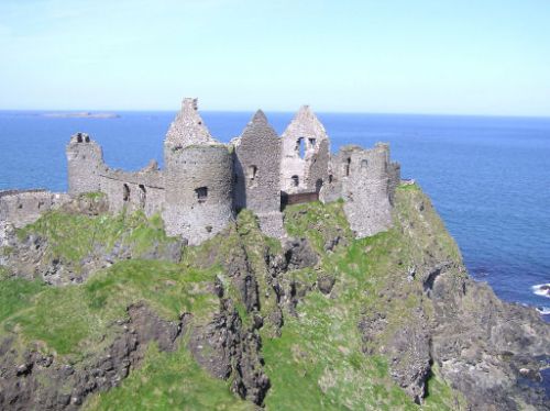 Dunluce_Castle.jpg